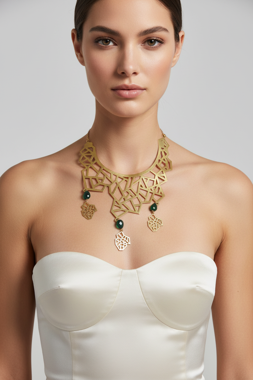 Firefly_Gemini Flash_Place the provided accessory product from Nadine Gems on a professional female fashio 605804
